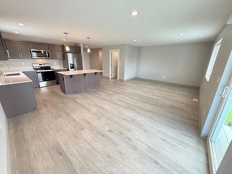 1501 - 1503 North Bell Street — Photo 18