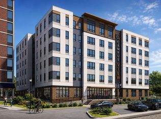 306 S 2nd St #614, Champaign, IL 61820