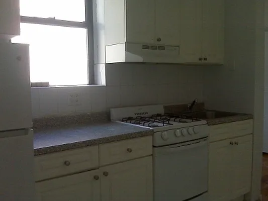 Rented by Rent Manhattan | media 3