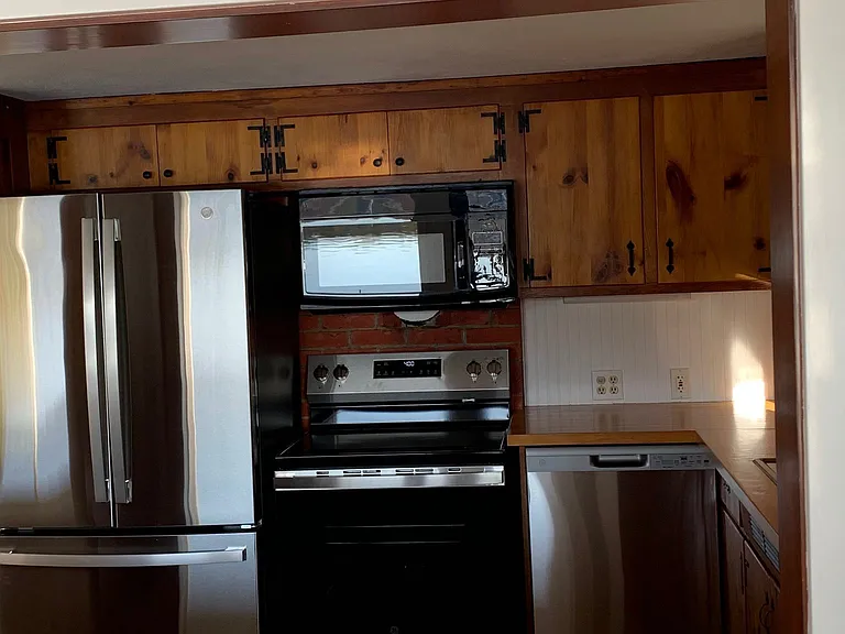 75 Spellman Point Rd — Photo 8