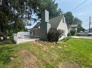 25 Stanhope Rd, Sparta, NJ 07871