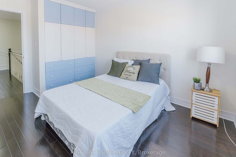 Ajax House for rent - 4 Bedrooms — photo 15