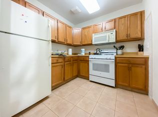 201 Meserole St #3, Brooklyn, NY 11206
