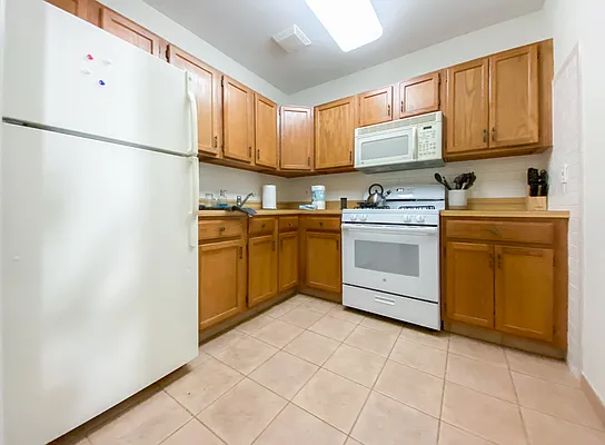 Rented by Joel Scharf, LREB | media 10