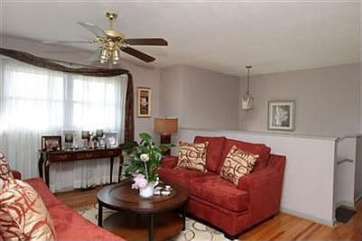 3rd image of 466 Dominican Dr
