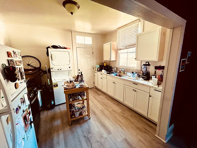 1208 N Miro St — Photo 9