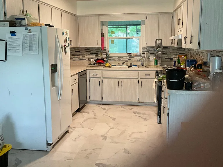 58 Silver Ln — Photo 4