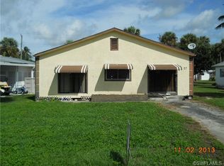 27 Creek Cir, Naples, FL 34114