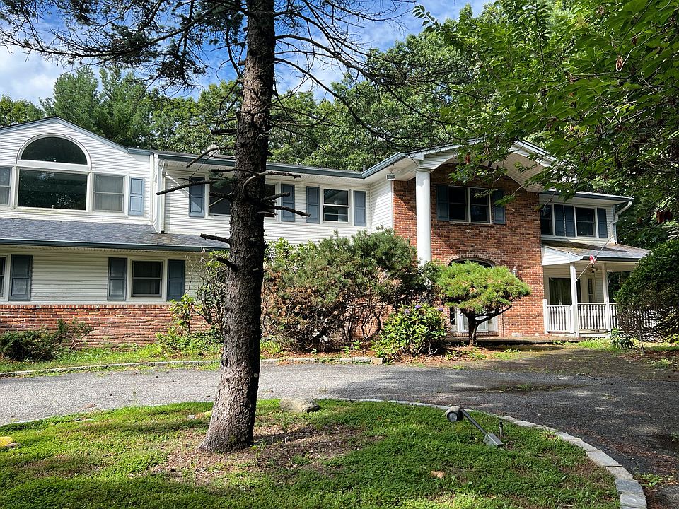 1st image of 7 Croydon Ct
