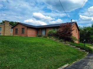 1828 Middle Rd, Glenshaw, PA 15116