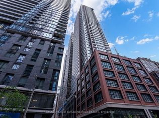 15 Mercer St #613, Toronto, ON M5V 0T8