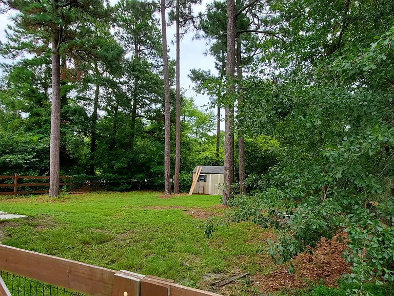 100 Gus Grant Ct — Photo 33