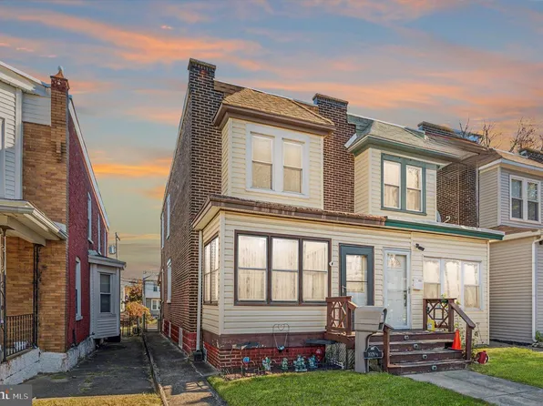 1029 Yates Ave, Marcus Hook, PA 19061