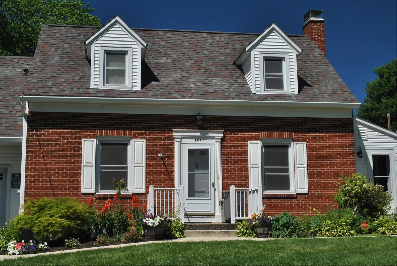 407 E Julian St photo 1