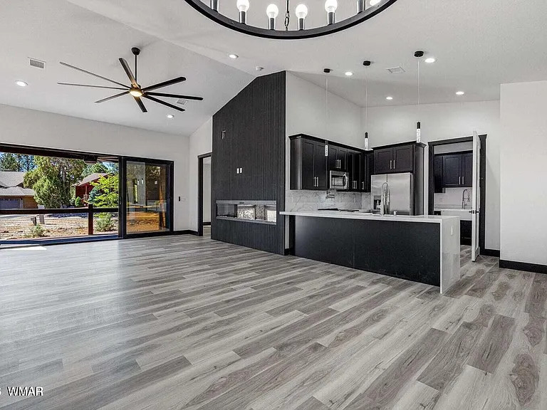 2755 W Villa Loop — Photo 3