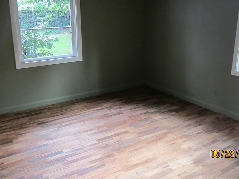 11851 E Burnside St — Photo 51