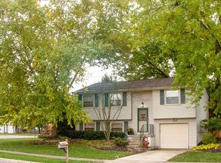 1927 Smoky View Blvd, Powell, OH 43065