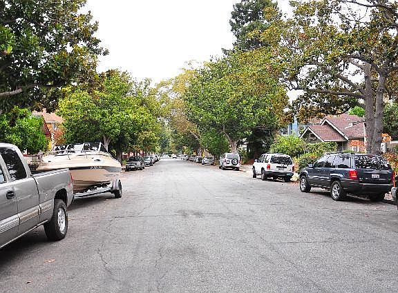 5th image of 1191 Magnolia Ave