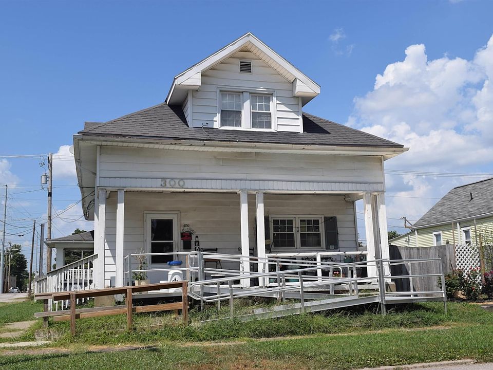 1st image of 300 E Eichel Ave