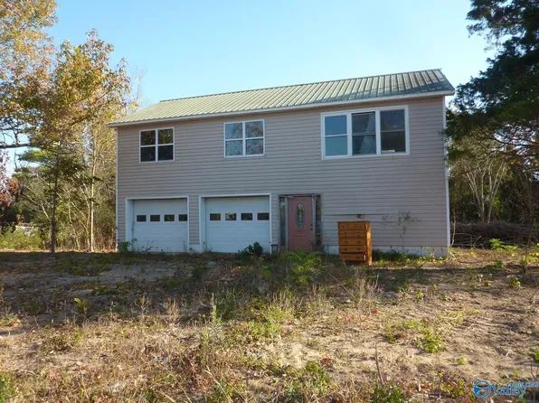 386 Water Tower Loop Rd, Laceys Spring, AL 35754