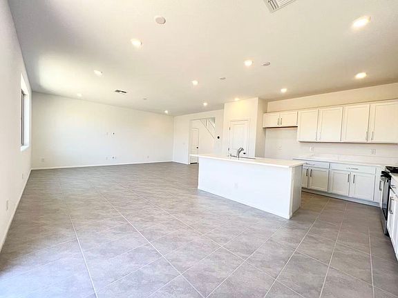 5th image of 5880 Marigold Sunset Ct