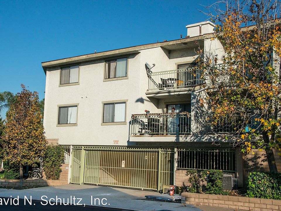 2nd image of 404 E Birch St APT 21