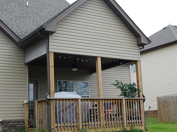 2nd image of 642 Sturdivant Dr