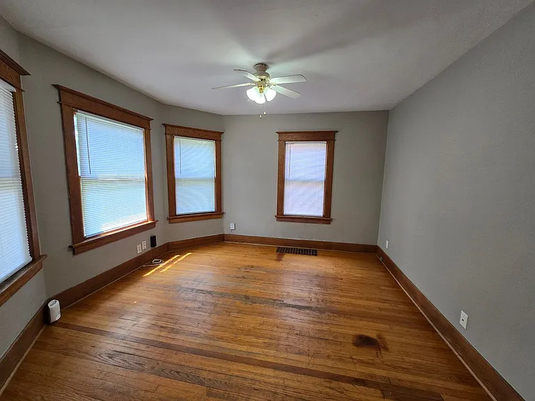 1136 E Central Park Ave — Photo 7