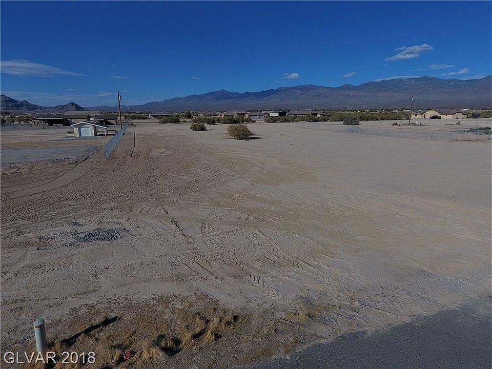 2nd image of 1140 Georgene St