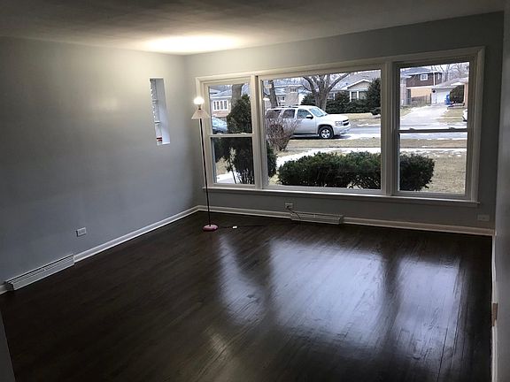 5th image of 1359 Buffalo Ave #0