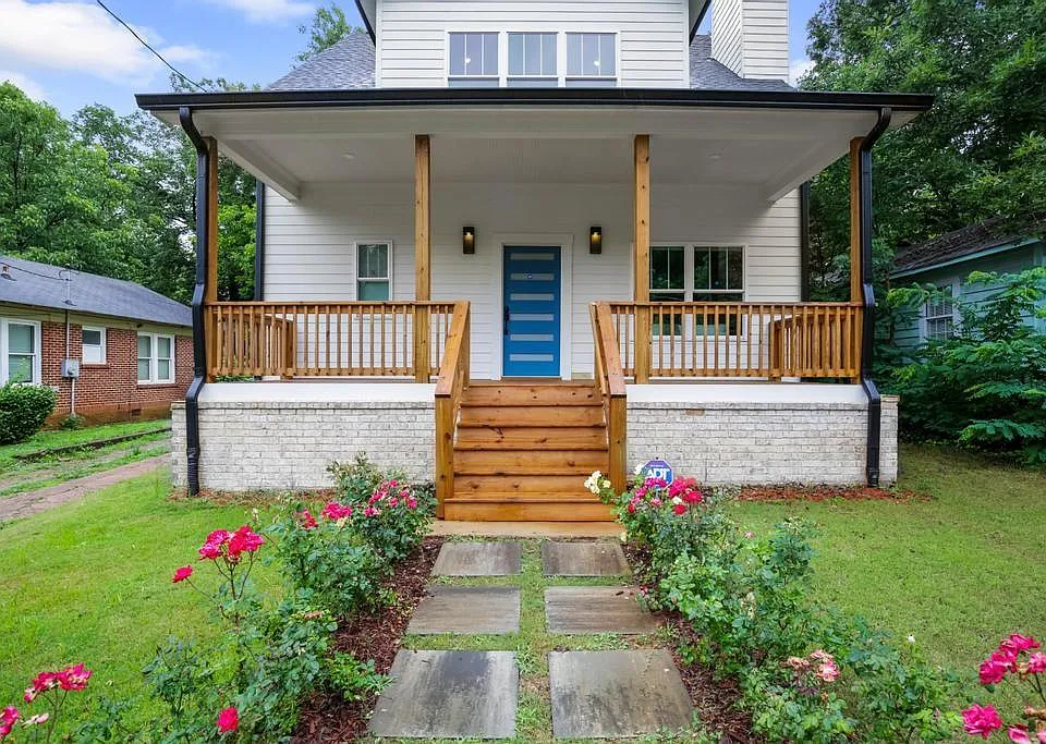 79 Adair Ave SE