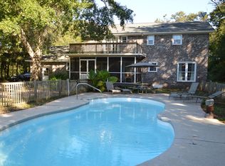 2059 Bentz Rd, Wadmalaw Island, SC 29487