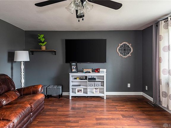 4th image of 802 Hile Ln