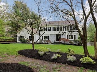 5 Gregory Dr, Montville, NJ 07045