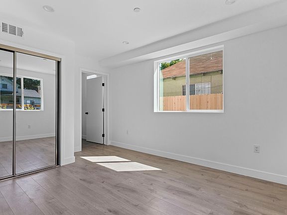 5th image of 1843 W 20th St #1843.00