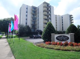301 Green St APT 3C, Portsmouth, VA 23704