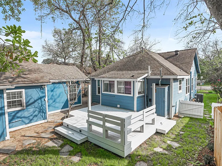 320 Coronado St #A — Photo 27