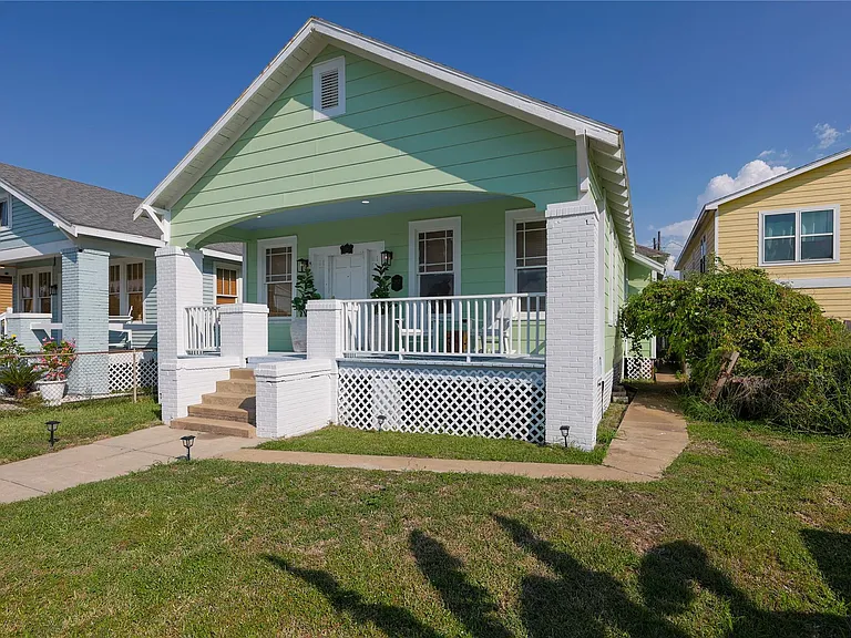 2912 Avenue R — Photo 35