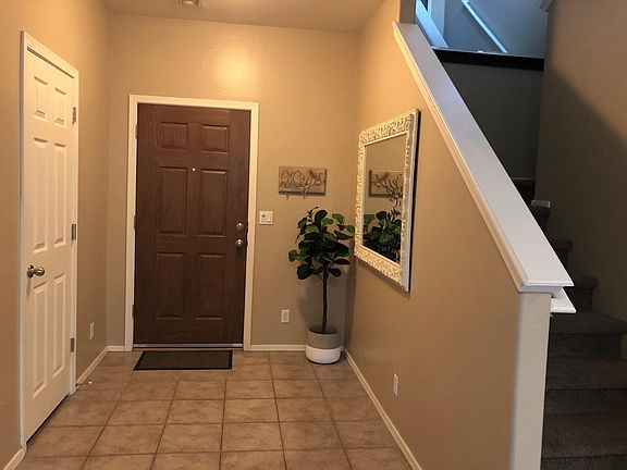 4th image of 8839 W Dahlia Dr