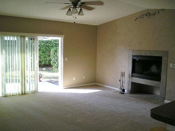 3rd image of 16112 Marshfield Dr