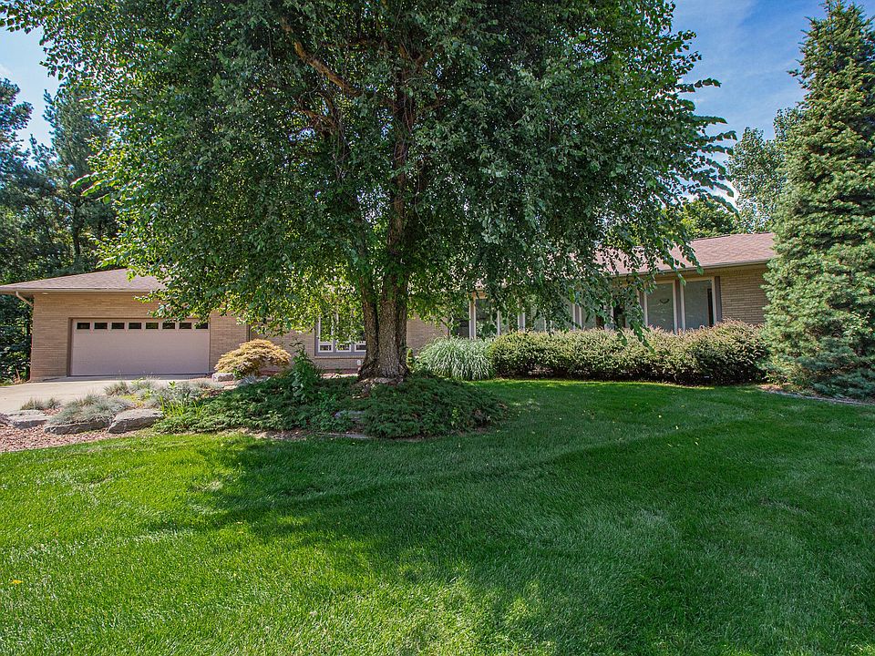 1st image of 305 Jodie Ct