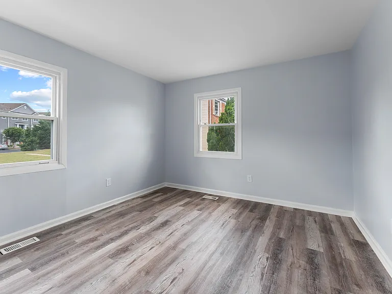 5 Regent Ct — Photo 12