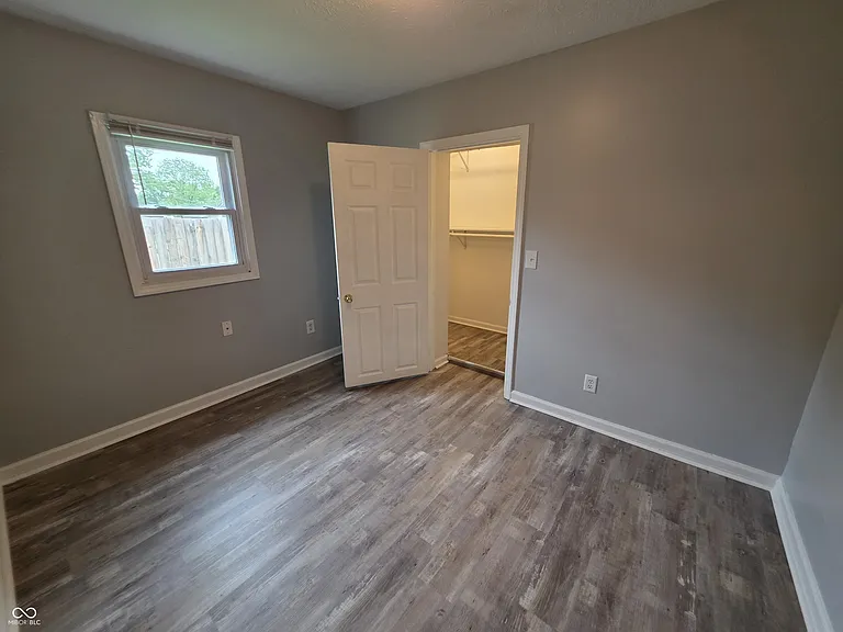 410 N 20th Ave — Photo 10