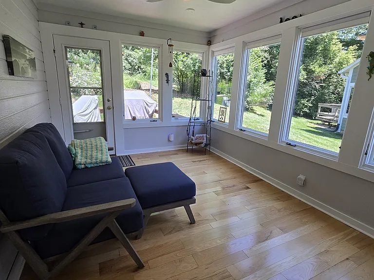 8198 Foxchase Cir — Photo 32