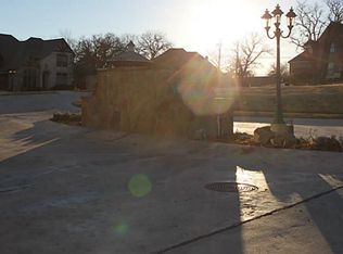 7145 Stone Villa Cir, North Richland Hills, TX 76182