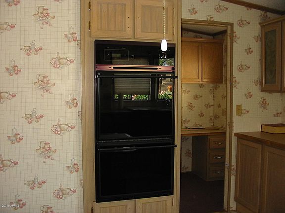 5th image of 8942 E Fairway Blvd