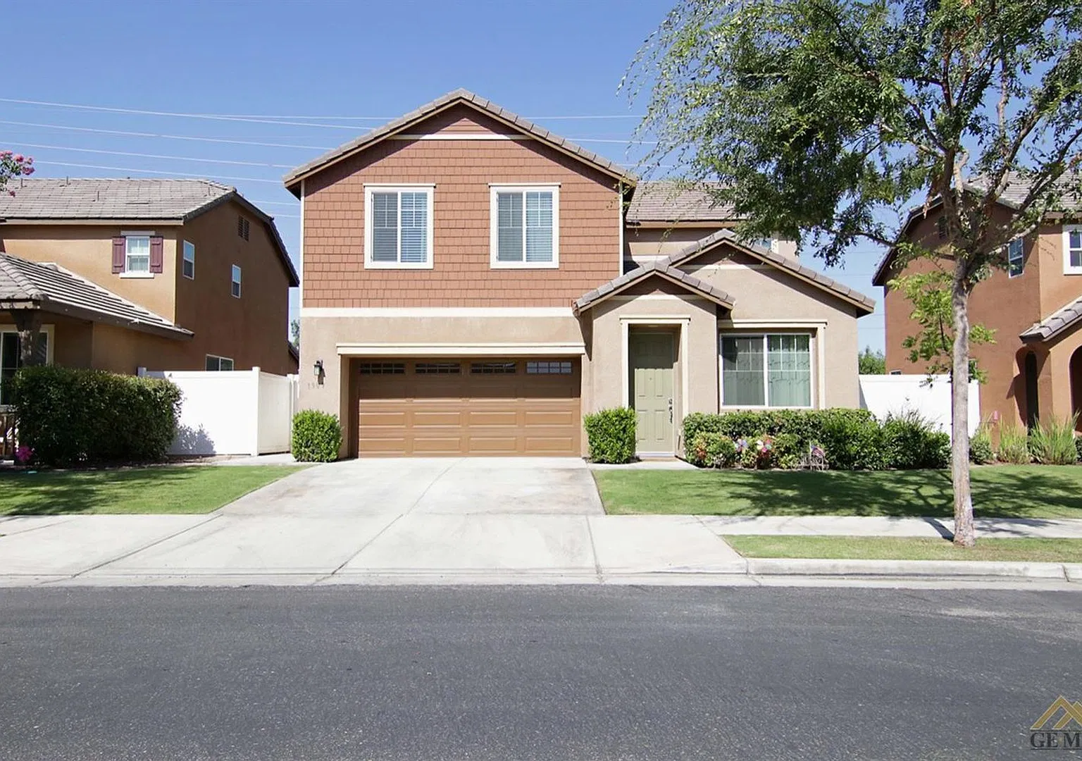 Gorgeous Home in a Gated Community with Pool! — Photo 1