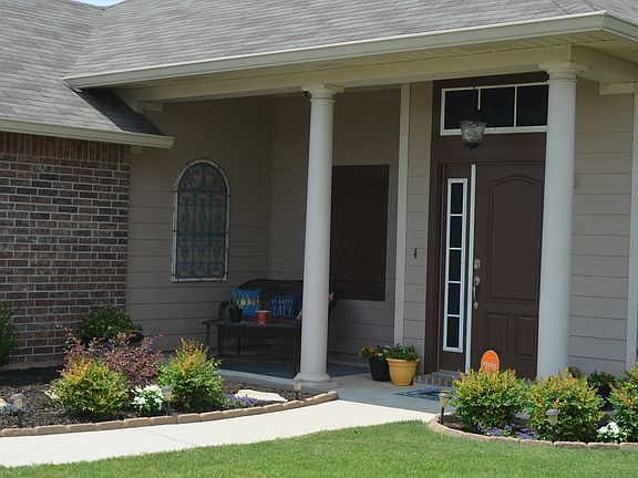 Landscaped front area