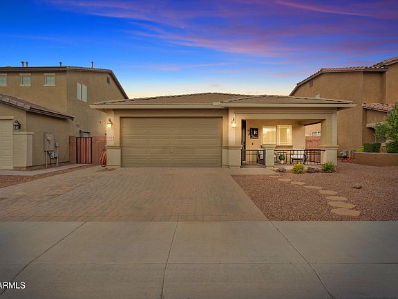 5th image of 538 W GUM TREE AVE --
