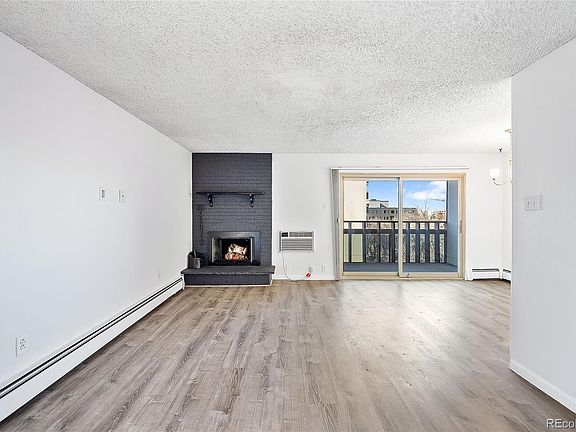 4th image of 1233 N Ogden Street #502